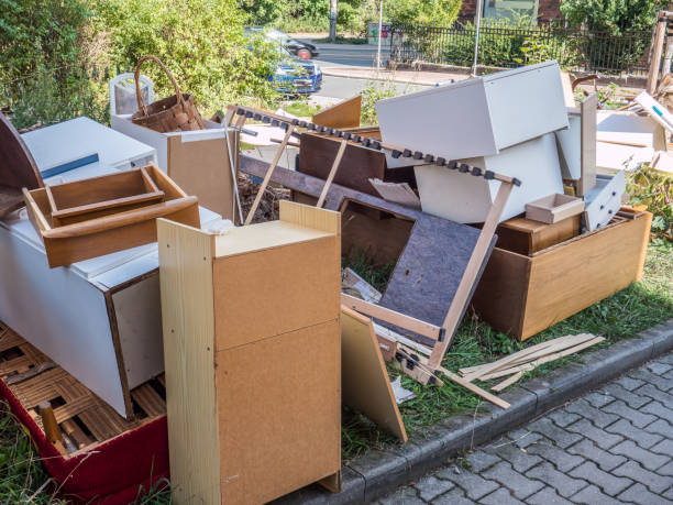 Best Garage Cleanout  in Tennille, GA